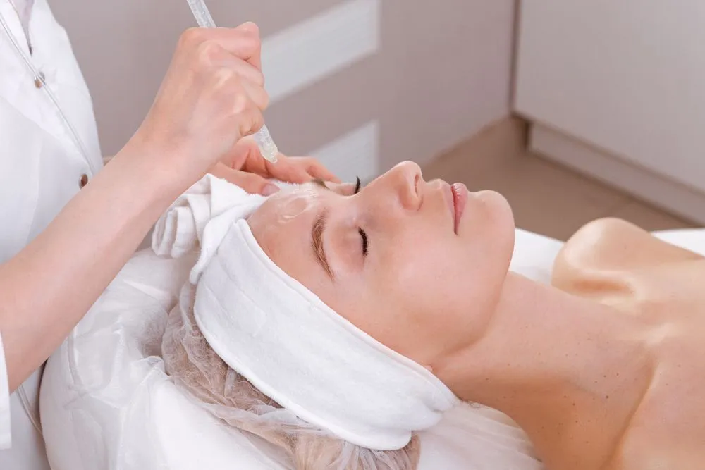 Smart Skincare Prep: How to Get the Most from Your Mineral Retinol Peel
